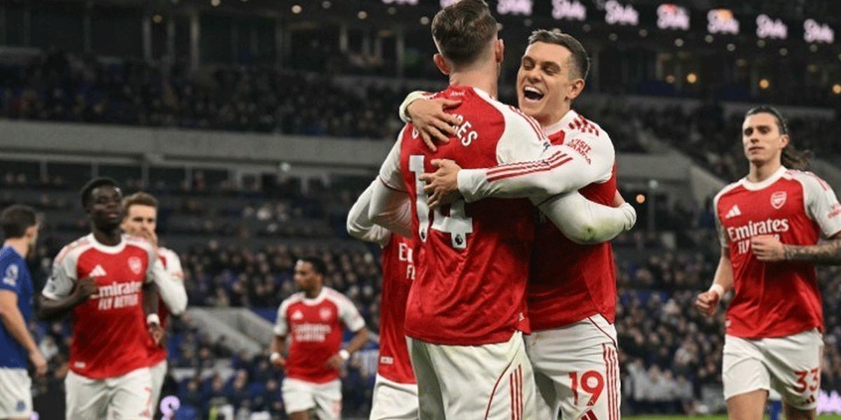 Gyokeres Antar Arsenal Kembali ke Puncak Klasemen Saat Natal